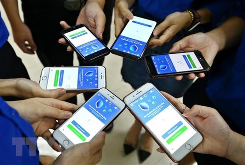 Eine Million Vietnamesen installieren täglich die Bluezone-App zur Kontaktverfolgung - ảnh 1