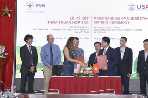 Die USA unterstützen die Entwicklung der erneuerbaren Energie in Vietnam - ảnh 1