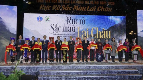 Eröffnung der Kultur- und Tourismuswoche Lai Chau in Hanoi  - ảnh 1