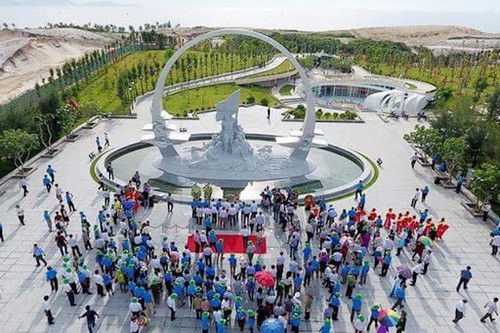 220.000 Touristen besuchen Gedenkstätte der gefallenen Soldaten in Gac Ma - ảnh 1
