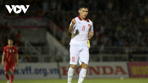 Fußball-Freundschaftsspiel: Vietnam gewinnt 2:0 gegen Afghanistan - ảnh 1