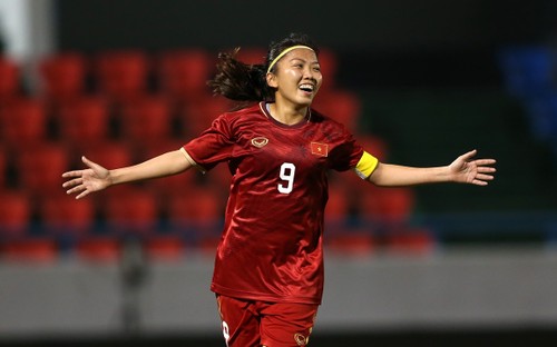 Huynh Nhu stellt neuen Rekord für die vietnamesische Frauenfußballmannschaft auf - ảnh 1