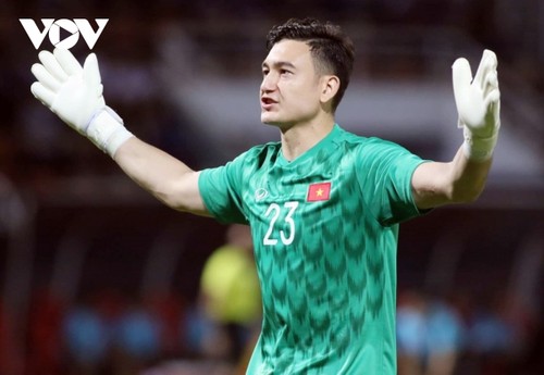 Torwart Dang Van Lam ist der beste Fußballer beim Vietnam-Malaysia-Spiel  - ảnh 1