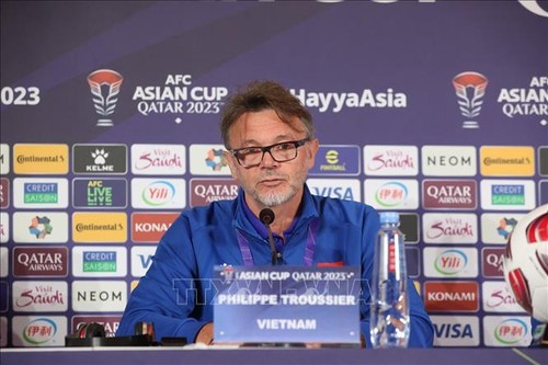 Asian Cup 2023: Trainer Troussier hofft auf ein qualitatives Spiel zwischen Vietnam und dem Irak - ảnh 1