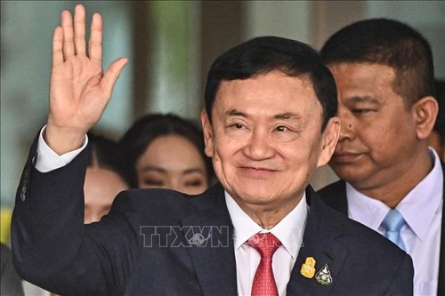 Thailands Ex-Premierminister Thaksin aus Haft entlassen - ảnh 1