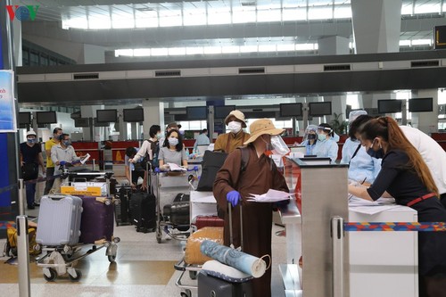 Rapatriement de 340 Vietnamiens en provenance d’Inde - ảnh 1