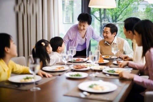 Journée de la famille vietnamienne 2021: «Famille sereine-société heureuse» - ảnh 4