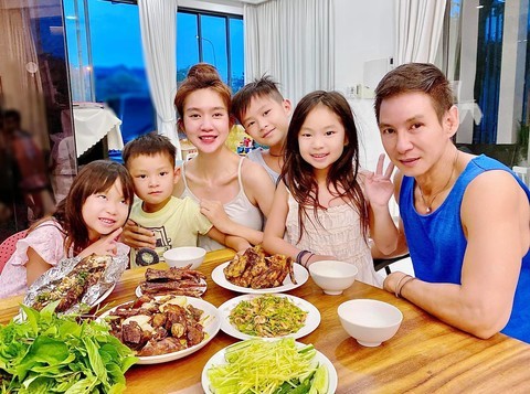 Journée de la famille vietnamienne 2021: «Famille sereine-société heureuse» - ảnh 5