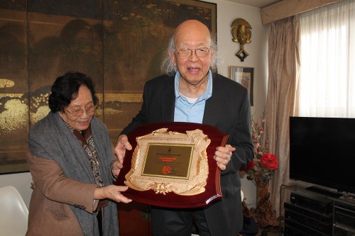 Hai nhà sử học Việt Nam và Pháp nhận giải thưởng Phan Châu Trinh - ảnh 1