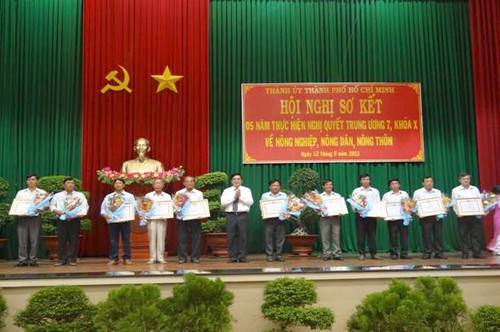 Thành phố Hồ Chí Minh sơ kết 5 năm thực hiện chính sách Tam nông - ảnh 1
