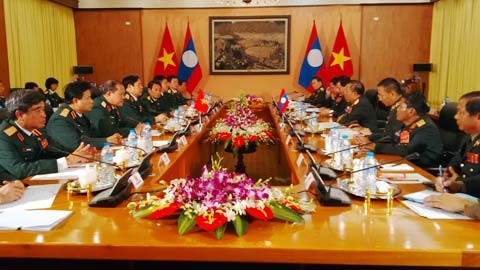 Việt Nam và Lào tăng cường hợp tác quốc phòng  - ảnh 1