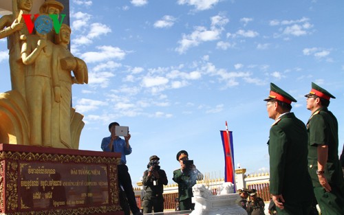 Khánh thành tượng đài anh hùng liệt sỹ Campuchia - Việt Nam tại tỉnh Stung Treng  - ảnh 1