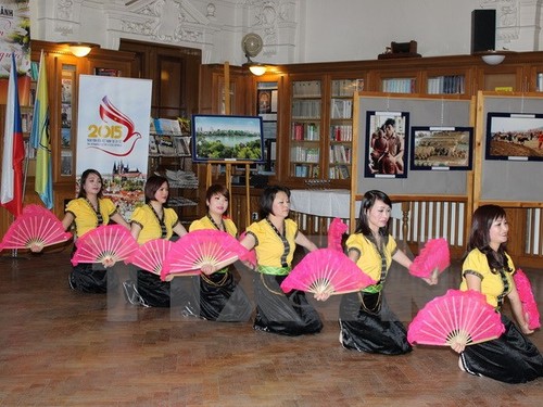 Chương trình "Sắc màu Văn hóa Việt Nam" tại CH Séc - ảnh 1