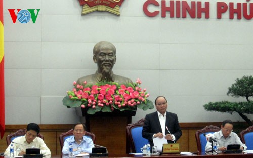 Phó Thủ tướng Nguyễn Xuân Phúc chủ trì hội nghị Ban Chỉ đạo Quốc gia Chống buôn lậu  - ảnh 1