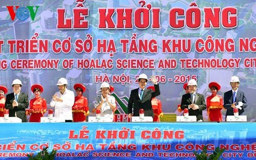 Thủ tướng Nguyễn Tấn Dũng phát lệnh khởi công dự án phát triển khu công nghệ cao Hòa Lạc, Hà Nội - ảnh 1