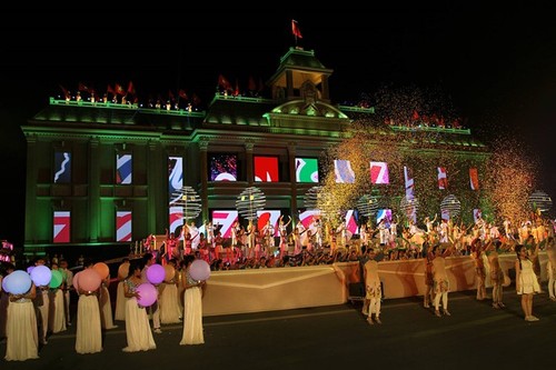 Phong phú, đặc sắc Festival Biển Nha Trang - Khánh Hòa 2015  - ảnh 2