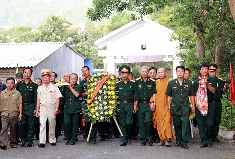 Hà Giang: Đại lễ cầu siêu và thắp nến tri ân tưởng nhớ các anh hùng liệt sĩ  - ảnh 1