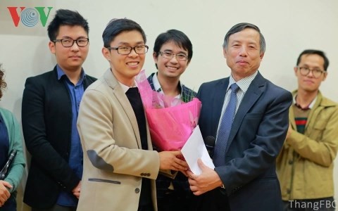 Sinh viên Việt Nam tại Toulouse bầu Ban chấp hành nhiệm kỳ 2015-2016 - ảnh 2