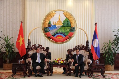 Lãnh đạo Đảng, Nhà nước Lào tiếp Đoàn đại biểu cấp cao Việt Nam - ảnh 1