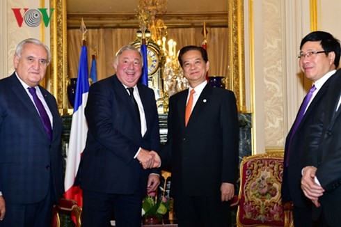 Thủ tướng hội kiến Chủ tịch Thượng viện và Chủ tịch Hạ viện Pháp - ảnh 1