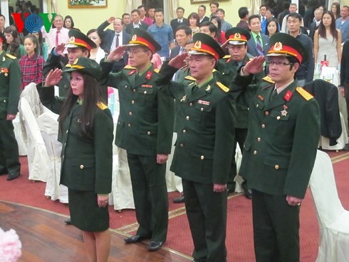 Cựu chiến binh Việt Nam tại Séc kỷ niệm 71 năm ngày thành lập Quân đội Nhân dân Việt Nam - ảnh 3