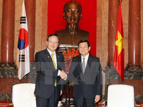 Президент СРВ Чыонг Тан Шанг принял спикера южнокорейского парламента - ảnh 1
