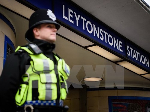 В Великобритании арестованы пять подозреваемых в подготовке терактов - ảnh 1