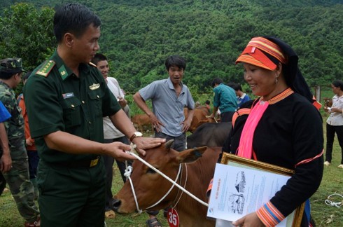 Во Вьетнаме проходят различные мероприятия, направленные на оказание помощи малоимущим - ảnh 1