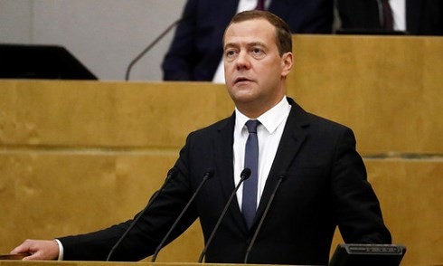 Госдума поддержала назначение Медведева премьером - ảnh 1