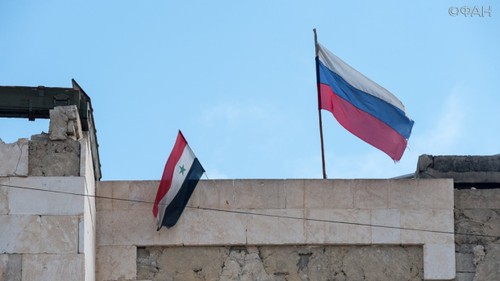 Россия продолжит поставлять нефть в Сирию, несмотря на санкции США - ảnh 1