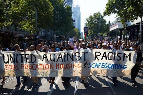 Митинг протеста антиисламского движения в Мельбурне  - ảnh 1