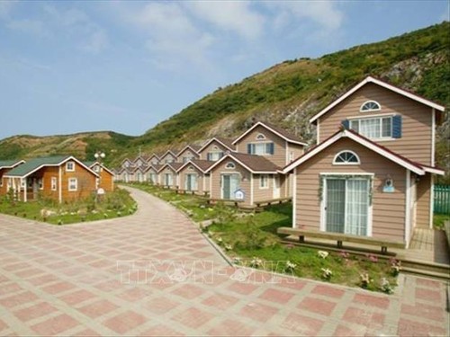 КНДР направила Республике Корея ультиматум с требованием снести постройки в горах Кымгансан - ảnh 1