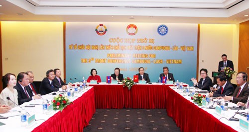 Konferensi Ketua Front 3 negara Kamboja-Laos-Vietnam - ảnh 1