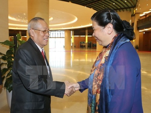 Verbesserung der Zusammenarbeit der vietnamesischen und kambodschanischen Parlamente - ảnh 1