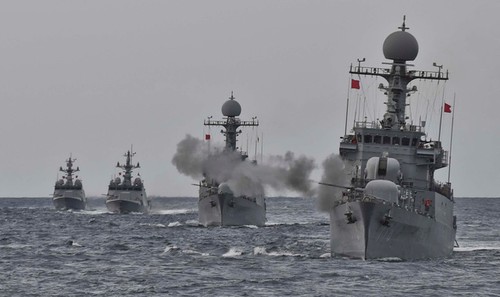 AS, Jepang dan Republik Korea melakukan latihan perang di laut - ảnh 1