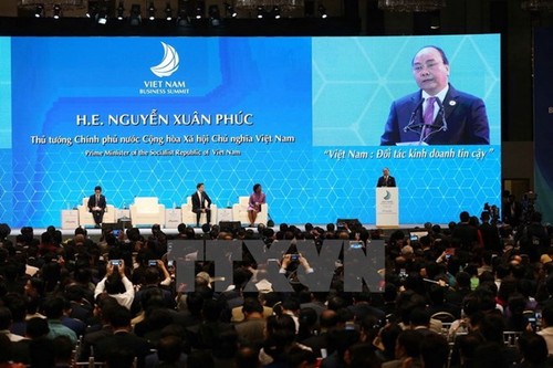 Pers internasional menekankan tekad Vietnam dalam mendorong pertumbuhan yang berkesinambungan di kawasan - ảnh 1