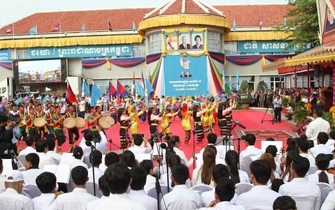 Memperingati ultah ke-39 Kemenangan atas genosida Pol Pot di Kamboja - ảnh 1