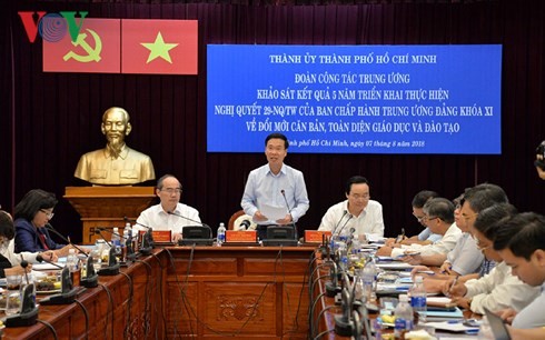 Membangun Kota Ho Chi Minh menjadi pusat pendidikan dan pelatihan yang berkualitas tinggi di kawasan - ảnh 1