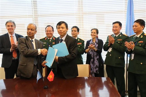 Vietnam dan PBB menandatangani nota kesepahaman tentang pengiriman rumah sakit lapangan ke Sudan Selatan - ảnh 1
