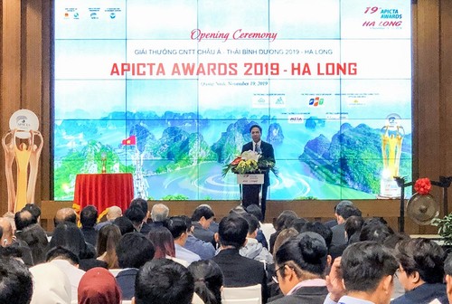 Pembukaan Penghargaan Teknologi Informasi Asia-Pasifik 2019 - ảnh 1