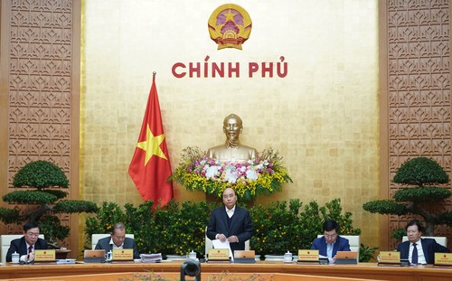 PM Vietnam, Nguyen Xuan Phuc memimpin sidang periodik Pemerintah untuk bulan 12/2019 - ảnh 1