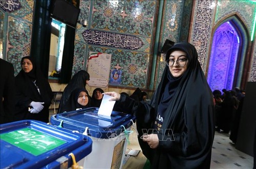 Pemilu di Iran: faksi konservatif menyatakan mencapai kemenangan - ảnh 1