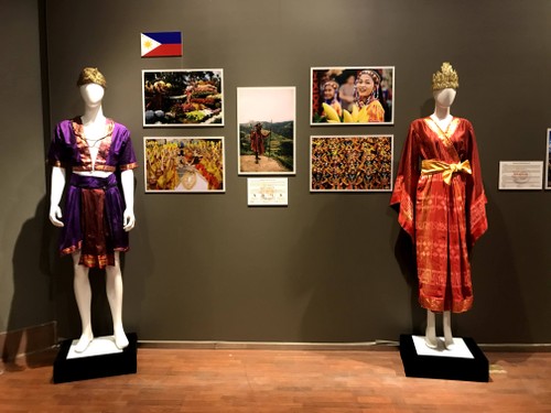 Pameran Busana Tradisional Negara-Negara ASEAN 2020 - ảnh 15