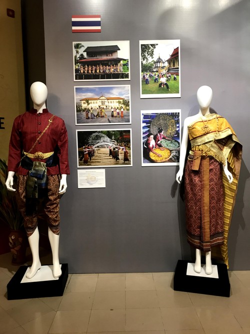 Pameran Busana Tradisional Negara-Negara ASEAN 2020 - ảnh 18