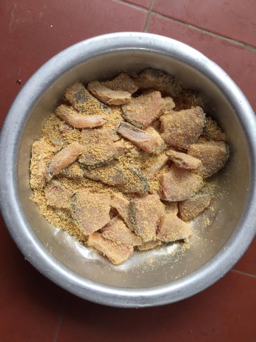 Ikan Asam dari Warga Etnis Minoritas Thai Tay Bac – Makanan Sederhana Tapi Rasanya Aneh - ảnh 2