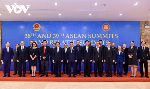 PM Pham Minh Chinh: Terus Dorong Dialog, Perkuat Pembagian untuk Turut Jamin Lingkungan Yang Damai, Stabil dan Bersama-Sama Berkembang - ảnh 2