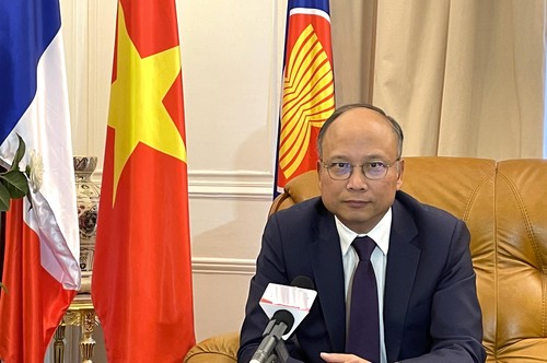 Kunjungan PM Pham Minh Chinh ke Perancis Janjikan Banyak Hasil Kerja Sama Penting - ảnh 1