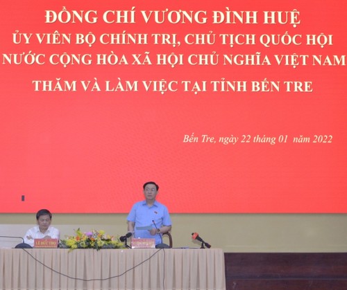 Ketua MN Vuong Dinh Hue: Provinsi Ben Tre Perlu Bangkitkan Semangat Pemberontakan Dalam Pengembangan  Sosial-Ekonomi - ảnh 1