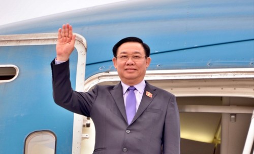 Ketua MN Vietnam, Vuong Dinh Hue memulai Kunjungan Resmi Ke Argentina - ảnh 1