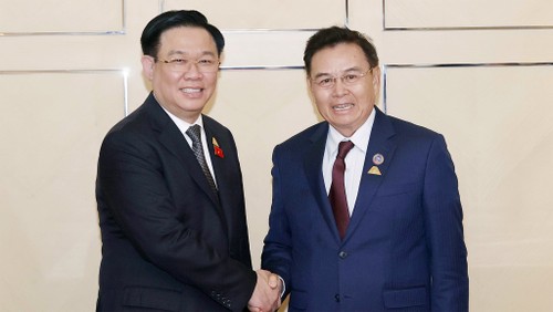 Parlemen Vietnam-Laos: Memperkuat dalam Berbagi Pengalaman dan Saling Berkoordinasi - ảnh 1